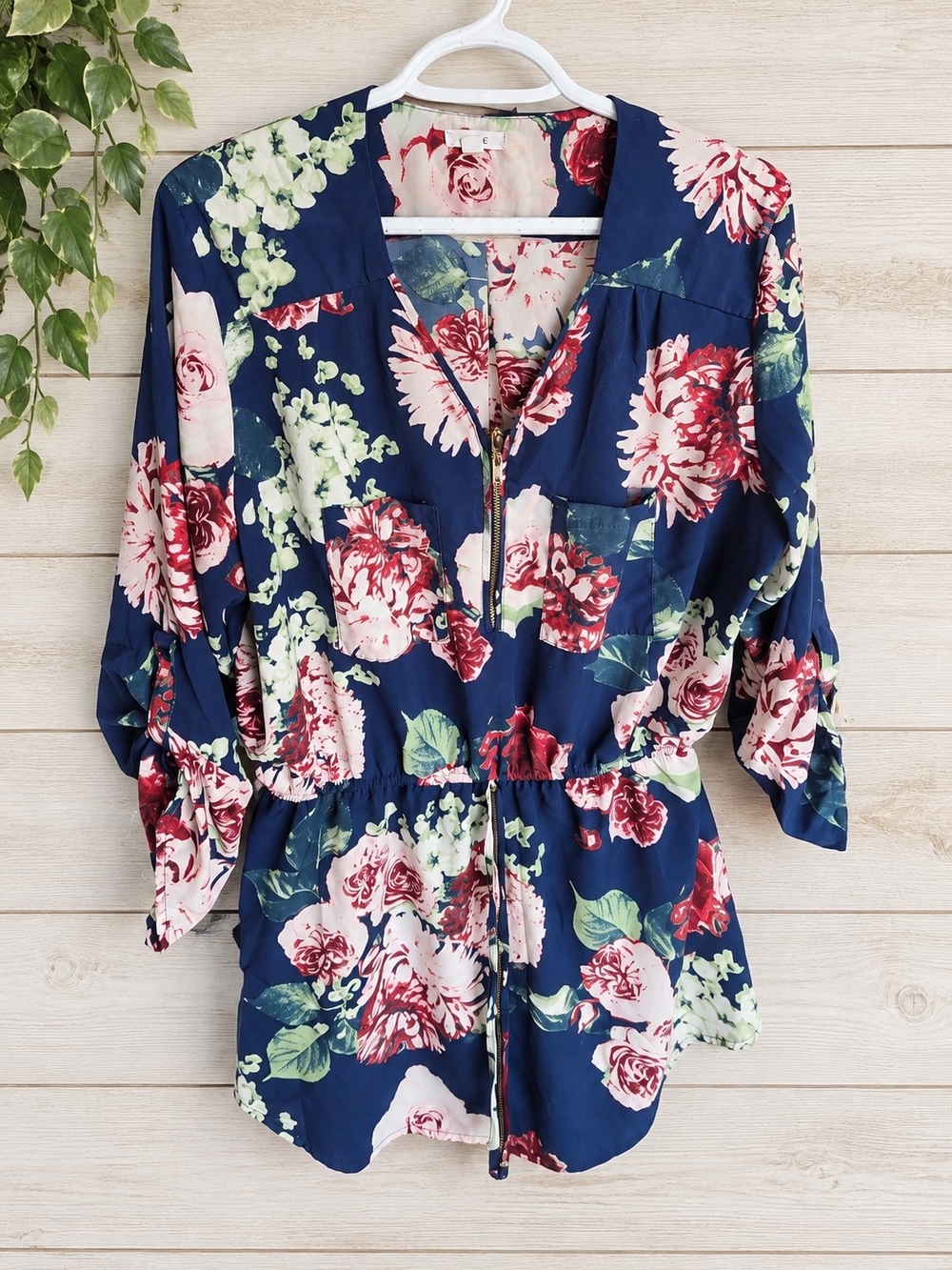Ardene Floral Zip Front Blouse – Size XL